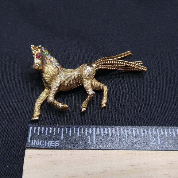 Vintage Horse Brooch, AB Rhinestones, Mesh Tassel Tail, 1960s Jewelry - Picture 8 of 10